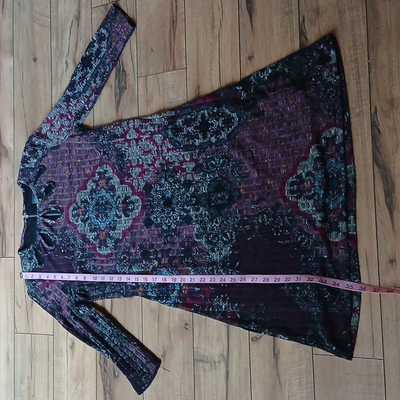 Gabby Skye Boho Multicolor Printed Knee-Length Dress. Size 4 - Picture 17 of 17